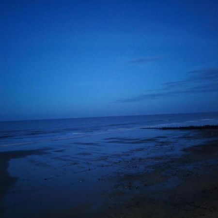 Charming 2 Bedroom Holiday Chalet Withernsea Extérieur photo