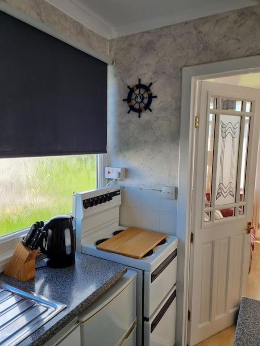Charming 2 Bedroom Holiday Chalet Withernsea Extérieur photo